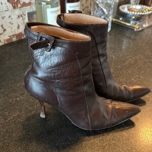 Manolo Blahnik Chocolate Ankle Boots 37